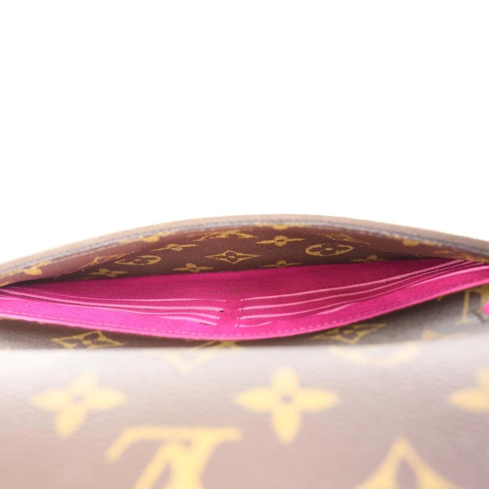 Louis Vuitton Weekend Christmas Animation Pochette Monogram Canvas Crossbody Bag - Picture 12 of 14